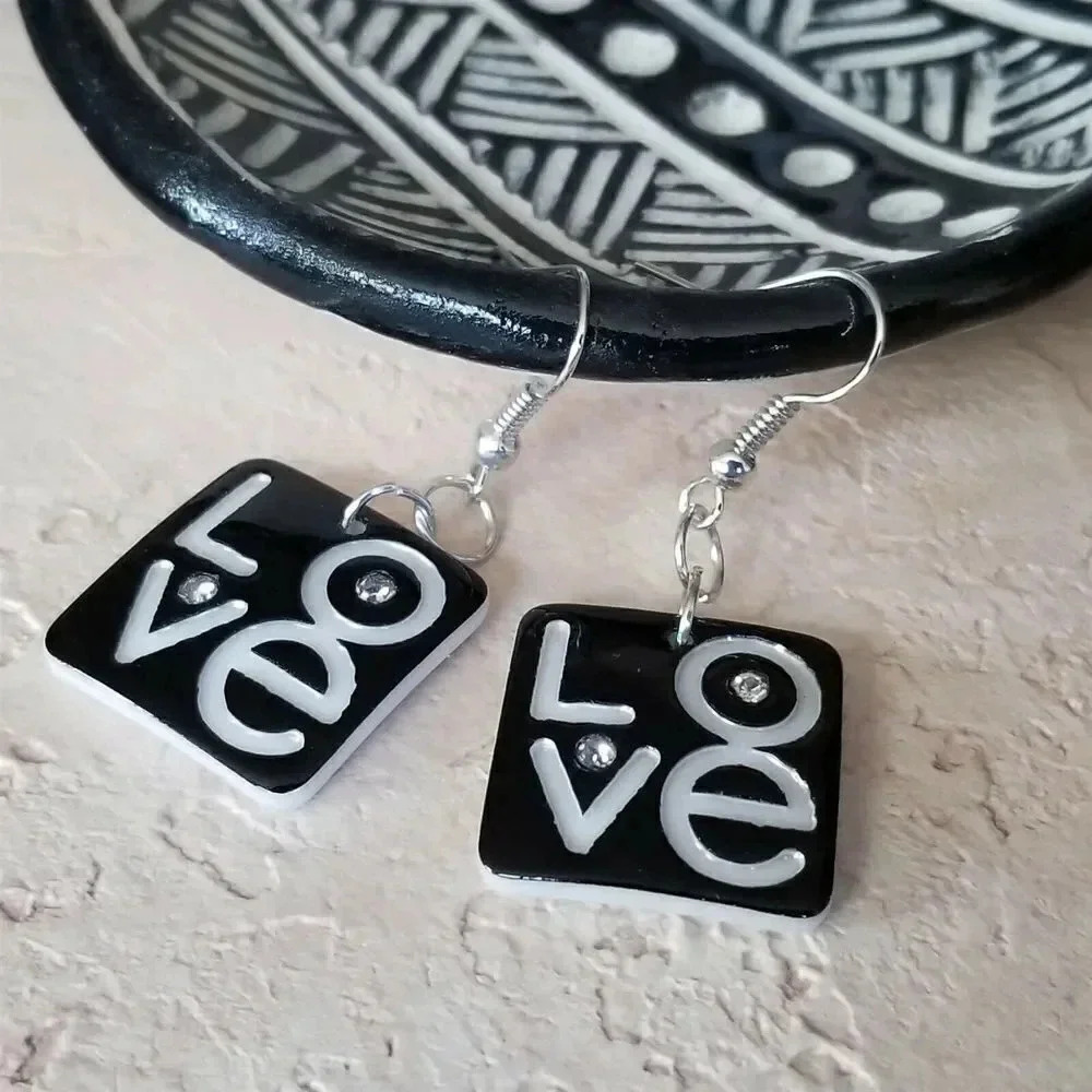 Retro White Black Lucite Acrylic Austrian Crystal Square Love Dangle Earrings